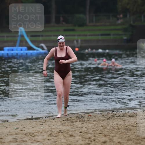 13.09.2026 - Stadtparktriathlon Mo-Foto http://msf.ph/oto/10253211 13.09.2026 09:51:50 Schwimmen 305 meine-sportfotos.de
