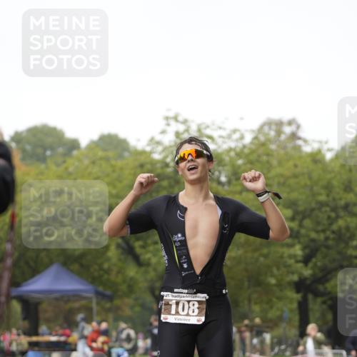 13.09.2026 - Stadtparktriathlon Patografie http://msf.ph/oto/10253212 13.09.2026 10:03:51 Ziel 108 meine-sportfotos.de