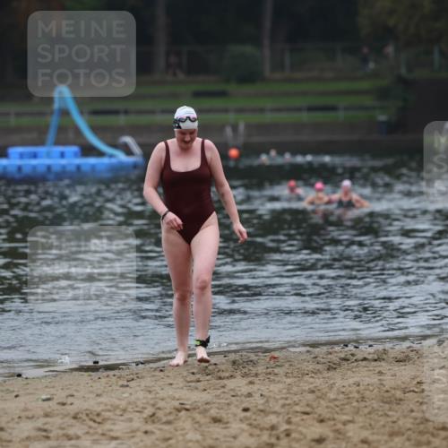 13.09.2026 - Stadtparktriathlon Mo-Foto http://msf.ph/oto/10253213 13.09.2026 09:51:50 Schwimmen 305 meine-sportfotos.de