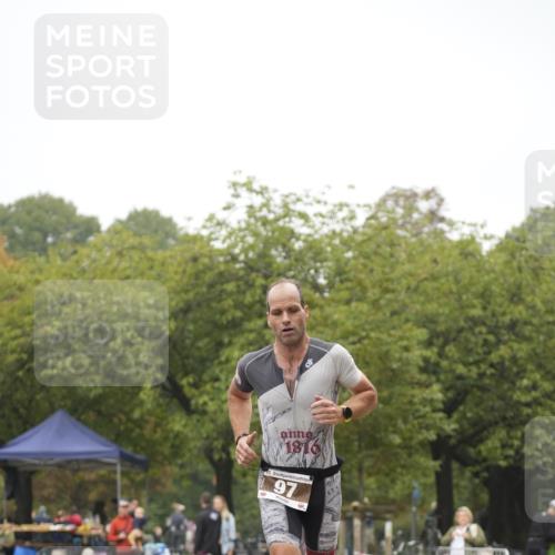 13.09.2026 - Stadtparktriathlon Patografie http://msf.ph/oto/10253245 13.09.2026 10:04:57 Ziel 97 meine-sportfotos.de
