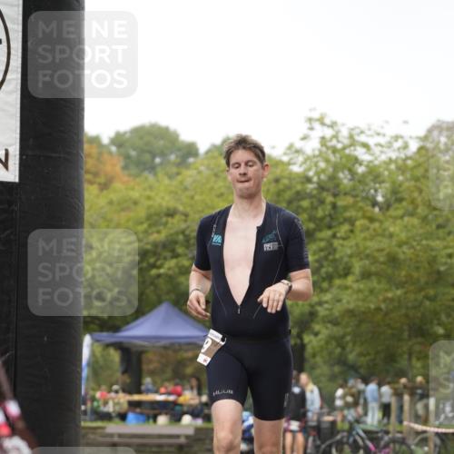 13.09.2026 - Stadtparktriathlon Patografie http://msf.ph/oto/10253252 13.09.2026 10:05:27 Ziel 89 meine-sportfotos.de