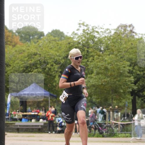 13.09.2026 - Stadtparktriathlon Patografie http://msf.ph/oto/10253263 13.09.2026 10:05:40 Ziel 118, 162, 194 meine-sportfotos.de