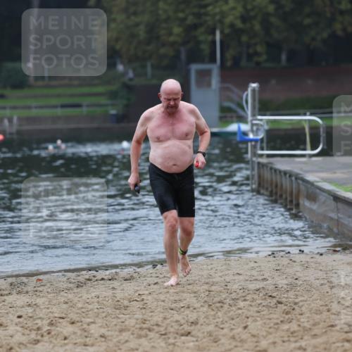 13.09.2026 - Stadtparktriathlon Mo-Foto http://msf.ph/oto/10253276 13.09.2026 09:52:31 Schwimmen 275 meine-sportfotos.de