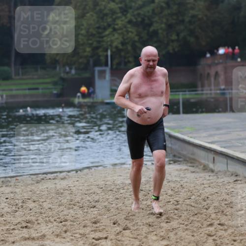 13.09.2026 - Stadtparktriathlon Mo-Foto http://msf.ph/oto/10253291 13.09.2026 09:52:33 Schwimmen 275 meine-sportfotos.de