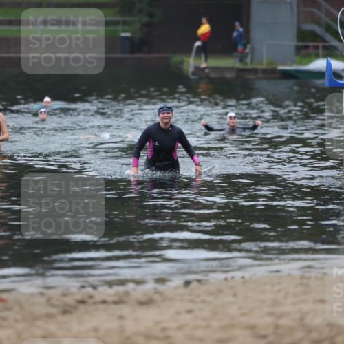 13.09.2026 - Stadtparktriathlon Mo-Foto http://msf.ph/oto/10253302 13.09.2026 09:53:30 Schwimmen  meine-sportfotos.de