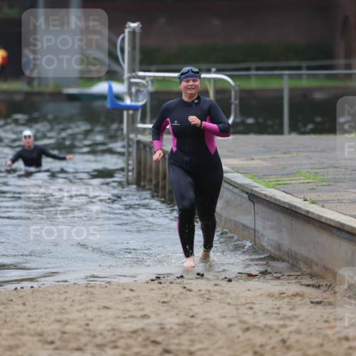 13.09.2026 - Stadtparktriathlon Mo-Foto http://msf.ph/oto/10253315 13.09.2026 09:53:41 Schwimmen 306 meine-sportfotos.de