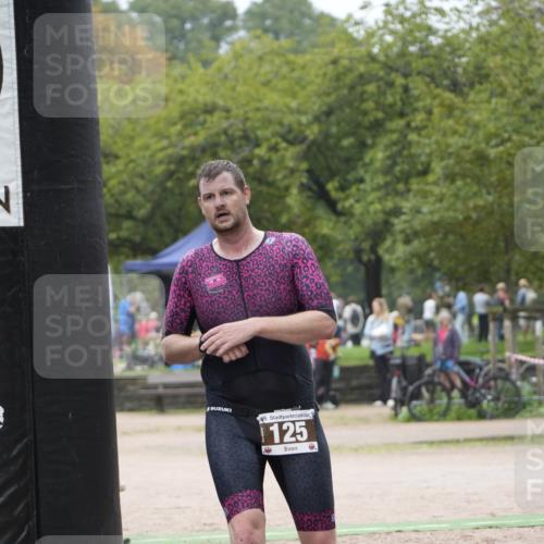 13.09.2026 - Stadtparktriathlon Patografie http://msf.ph/oto/10253334 13.09.2026 10:06:55 Ziel 125 meine-sportfotos.de