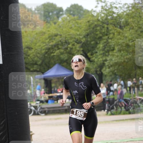 13.09.2026 - Stadtparktriathlon Patografie http://msf.ph/oto/10253344 13.09.2026 10:07:11 Ziel 156, 195 meine-sportfotos.de