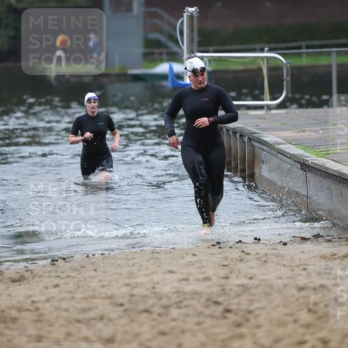 13.09.2026 - Stadtparktriathlon Mo-Foto http://msf.ph/oto/10253375 13.09.2026 09:53:59 Schwimmen 225, 234, 295, 299 meine-sportfotos.de