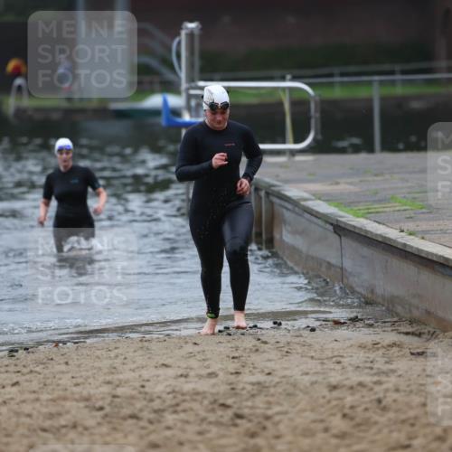 13.09.2026 - Stadtparktriathlon Mo-Foto http://msf.ph/oto/10253379 13.09.2026 09:54:00 Schwimmen 225, 234, 295, 299 meine-sportfotos.de