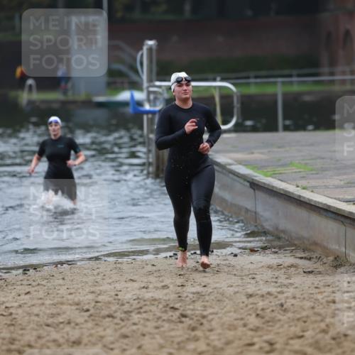 13.09.2026 - Stadtparktriathlon Mo-Foto http://msf.ph/oto/10253382 13.09.2026 09:54:00 Schwimmen 225, 234, 295, 299 meine-sportfotos.de