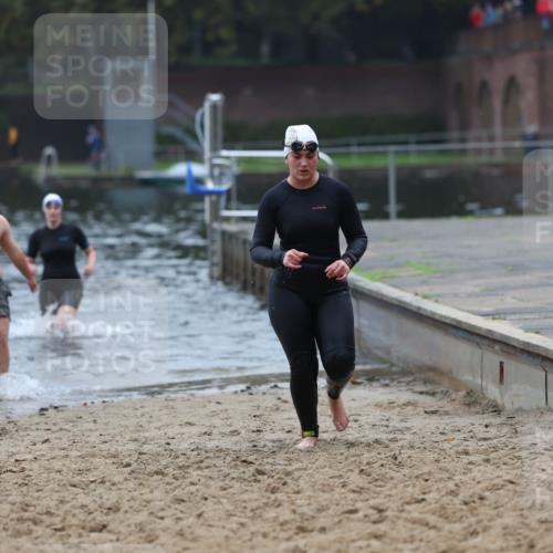 13.09.2026 - Stadtparktriathlon Mo-Foto http://msf.ph/oto/10253388 13.09.2026 09:54:01 Schwimmen 225, 234, 295 meine-sportfotos.de