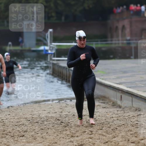 13.09.2026 - Stadtparktriathlon Mo-Foto http://msf.ph/oto/10253392 13.09.2026 09:54:02 Schwimmen 225, 234, 295 meine-sportfotos.de
