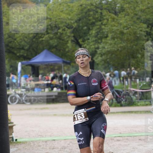 13.09.2026 - Stadtparktriathlon Patografie http://msf.ph/oto/10253405 13.09.2026 10:08:25 Ziel 100, 163 meine-sportfotos.de
