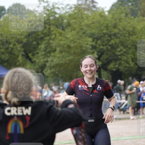 13.09.2026 - Stadtparktriathlon Patografie http://msf.ph/oto/10253425 13.09.2026 10:09:07 Ziel 179 meine-sportfotos.de