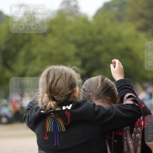 13.09.2026 - Stadtparktriathlon Patografie http://msf.ph/oto/10253432 13.09.2026 10:09:09 Ziel 179 meine-sportfotos.de