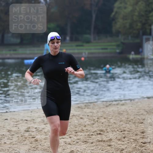 13.09.2026 - Stadtparktriathlon Mo-Foto http://msf.ph/oto/10253435 13.09.2026 09:54:10 Schwimmen 234, 295 meine-sportfotos.de