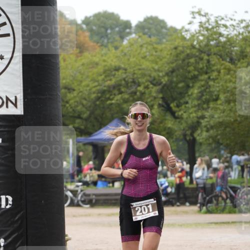 13.09.2026 - Stadtparktriathlon Patografie http://msf.ph/oto/10253437 13.09.2026 10:09:22 Ziel 201 meine-sportfotos.de