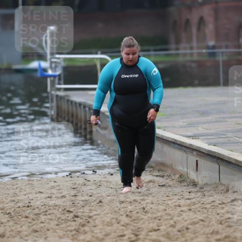 13.09.2026 - Stadtparktriathlon Mo-Foto http://msf.ph/oto/10253468 13.09.2026 09:54:40 Schwimmen 224 meine-sportfotos.de