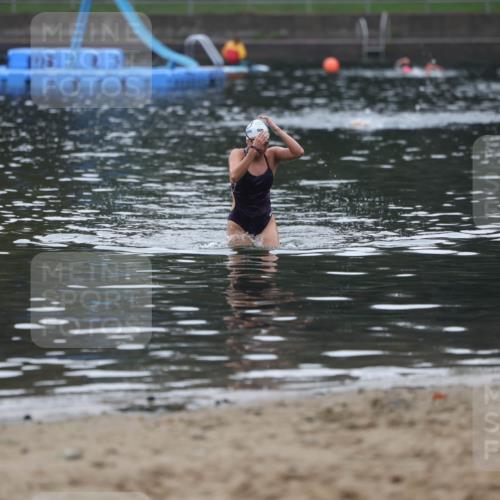 13.09.2026 - Stadtparktriathlon Mo-Foto http://msf.ph/oto/10253482 13.09.2026 10:09:27 Schwimmen 351 meine-sportfotos.de