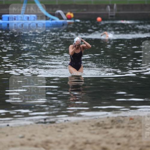 13.09.2026 - Stadtparktriathlon Mo-Foto http://msf.ph/oto/10253483 13.09.2026 10:09:27 Schwimmen 351 meine-sportfotos.de