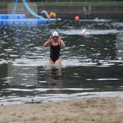 13.09.2026 - Stadtparktriathlon Mo-Foto http://msf.ph/oto/10253485 13.09.2026 10:09:28 Schwimmen 351 meine-sportfotos.de