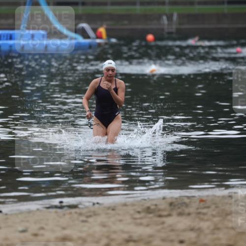 13.09.2026 - Stadtparktriathlon Mo-Foto http://msf.ph/oto/10253490 13.09.2026 10:09:31 Schwimmen 351 meine-sportfotos.de