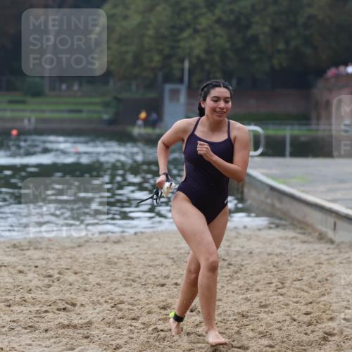 13.09.2026 - Stadtparktriathlon Mo-Foto http://msf.ph/oto/10253517 13.09.2026 10:09:40 Schwimmen 351 meine-sportfotos.de