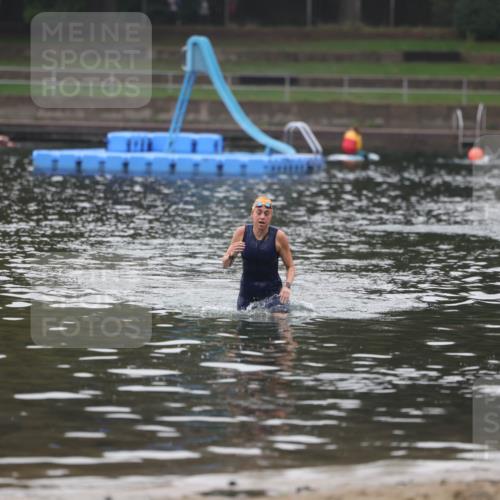 13.09.2026 - Stadtparktriathlon Mo-Foto http://msf.ph/oto/10253528 13.09.2026 10:09:54 Schwimmen 409 meine-sportfotos.de