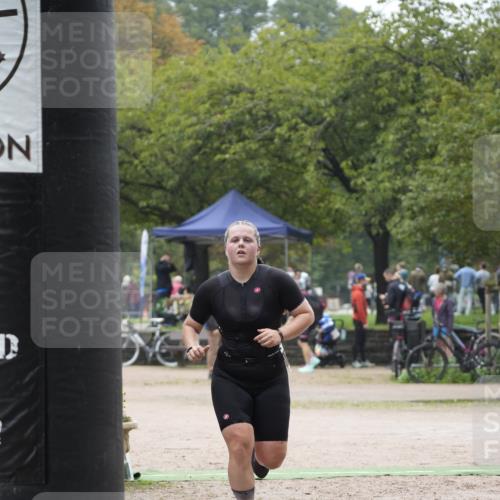 13.09.2026 - Stadtparktriathlon Patografie http://msf.ph/oto/10253536 13.09.2026 10:12:34 Ziel 198 meine-sportfotos.de