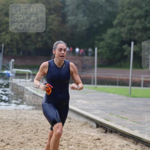 13.09.2026 - Stadtparktriathlon Mo-Foto http://msf.ph/oto/10253556 13.09.2026 10:10:06 Schwimmen 409 meine-sportfotos.de