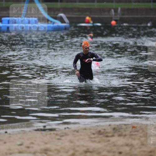 13.09.2026 - Stadtparktriathlon Mo-Foto http://msf.ph/oto/10253564 13.09.2026 10:10:20 Schwimmen 389 meine-sportfotos.de