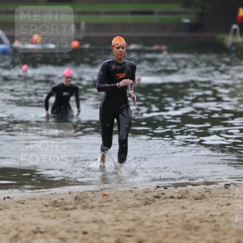 13.09.2026 - Stadtparktriathlon Mo-Foto http://msf.ph/oto/10253569 13.09.2026 10:10:24 Schwimmen 389, 459 meine-sportfotos.de