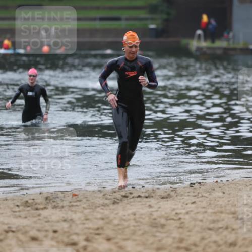 13.09.2026 - Stadtparktriathlon Mo-Foto http://msf.ph/oto/10253571 13.09.2026 10:10:25 Schwimmen 389, 459 meine-sportfotos.de