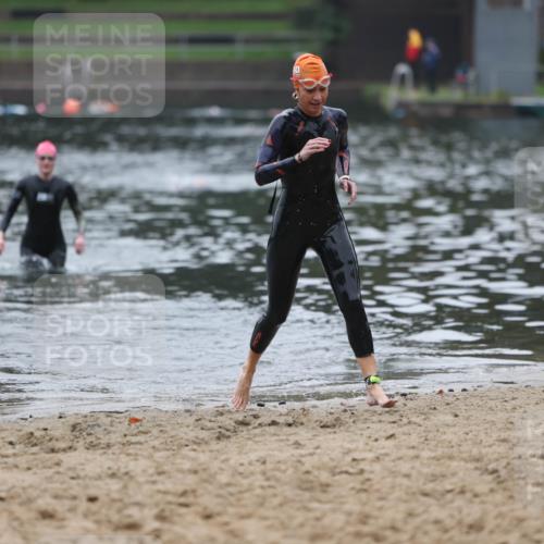 13.09.2026 - Stadtparktriathlon Mo-Foto http://msf.ph/oto/10253573 13.09.2026 10:10:26 Schwimmen 389, 459 meine-sportfotos.de
