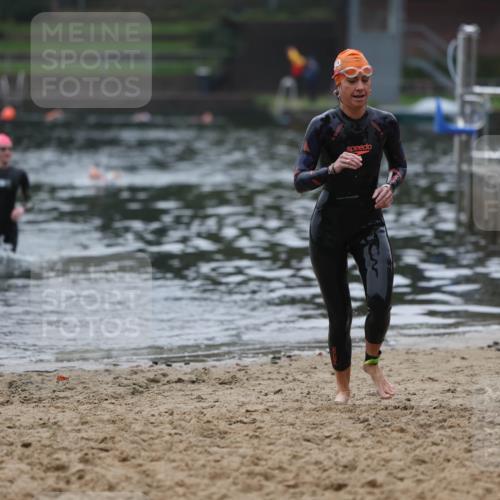 13.09.2026 - Stadtparktriathlon Mo-Foto http://msf.ph/oto/10253576 13.09.2026 10:10:27 Schwimmen 389, 459 meine-sportfotos.de