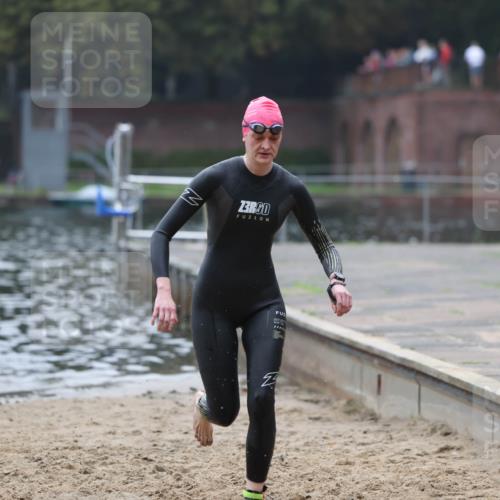 13.09.2026 - Stadtparktriathlon Mo-Foto http://msf.ph/oto/10253593 13.09.2026 10:10:36 Schwimmen 459 meine-sportfotos.de