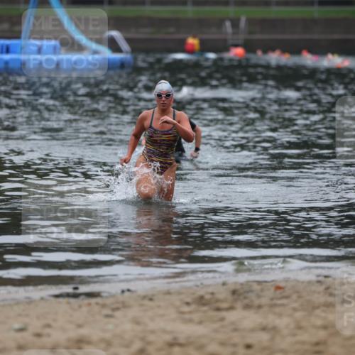 13.09.2026 - Stadtparktriathlon Mo-Foto http://msf.ph/oto/10253604 13.09.2026 10:10:54 Schwimmen 348, 380 meine-sportfotos.de