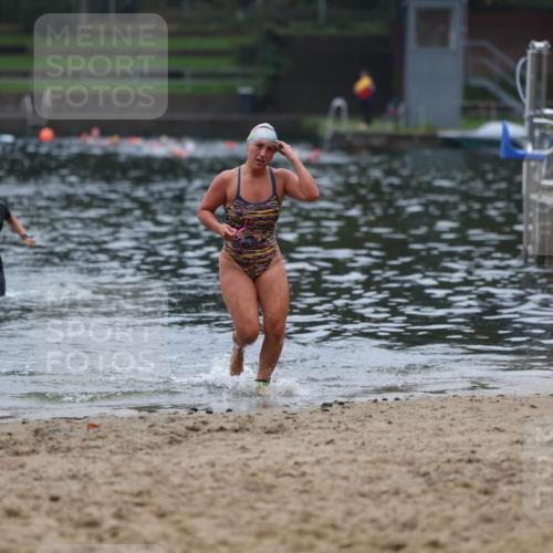 13.09.2026 - Stadtparktriathlon Mo-Foto http://msf.ph/oto/10253611 13.09.2026 10:10:57 Schwimmen 348, 380 meine-sportfotos.de