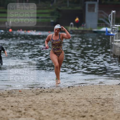 13.09.2026 - Stadtparktriathlon Mo-Foto http://msf.ph/oto/10253613 13.09.2026 10:10:58 Schwimmen 348, 380 meine-sportfotos.de