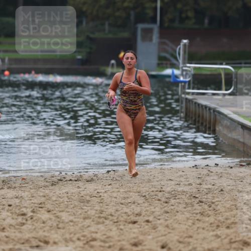 13.09.2026 - Stadtparktriathlon Mo-Foto http://msf.ph/oto/10253620 13.09.2026 10:10:59 Schwimmen 348, 380 meine-sportfotos.de
