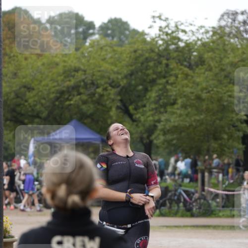 13.09.2026 - Stadtparktriathlon Patografie http://msf.ph/oto/10253621 13.09.2026 10:15:53 Ziel 207 meine-sportfotos.de