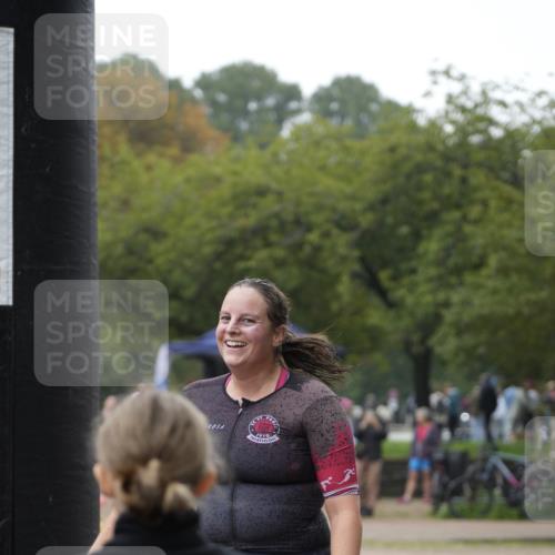 13.09.2026 - Stadtparktriathlon Patografie http://msf.ph/oto/10253626 13.09.2026 10:15:55 Ziel 207 meine-sportfotos.de