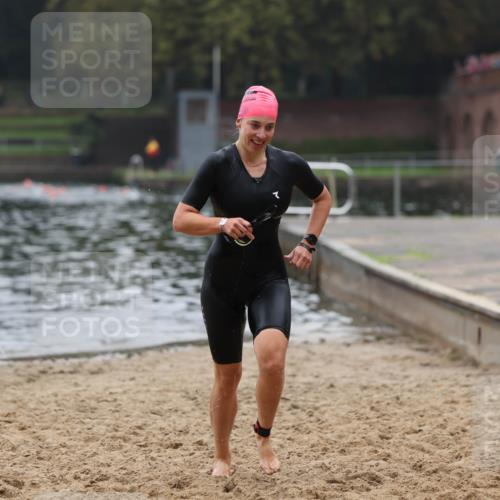 13.09.2026 - Stadtparktriathlon Mo-Foto http://msf.ph/oto/10253650 13.09.2026 10:11:06 Schwimmen 348, 380 meine-sportfotos.de
