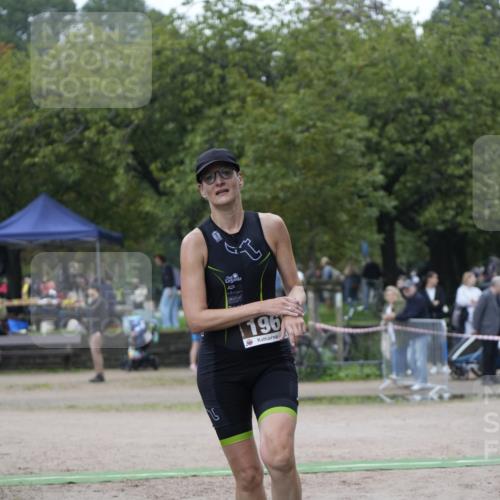 13.09.2026 - Stadtparktriathlon Patografie http://msf.ph/oto/10253651 13.09.2026 10:16:59 Ziel 196 meine-sportfotos.de