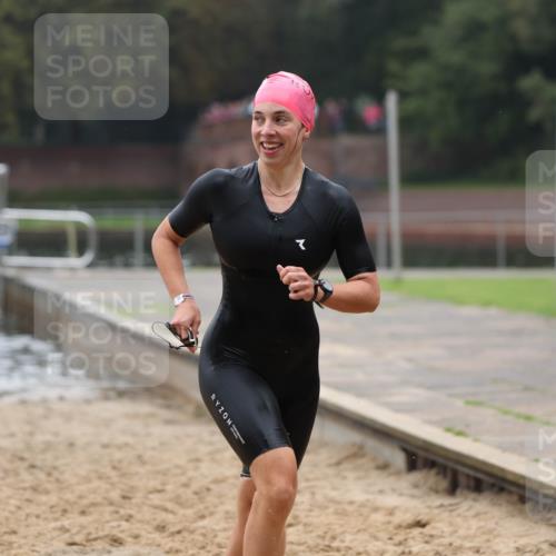 13.09.2026 - Stadtparktriathlon Mo-Foto http://msf.ph/oto/10253655 13.09.2026 10:11:07 Schwimmen 380 meine-sportfotos.de