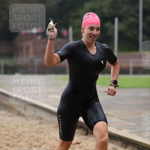 13.09.2026 - Stadtparktriathlon Mo-Foto http://msf.ph/oto/10253657 13.09.2026 10:11:07 Schwimmen 380 meine-sportfotos.de