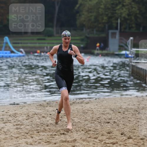 13.09.2026 - Stadtparktriathlon Mo-Foto http://msf.ph/oto/10253675 13.09.2026 10:11:39 Schwimmen 463 meine-sportfotos.de