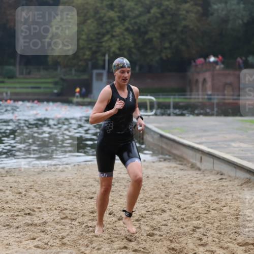 13.09.2026 - Stadtparktriathlon Mo-Foto http://msf.ph/oto/10253680 13.09.2026 10:11:40 Schwimmen 463 meine-sportfotos.de