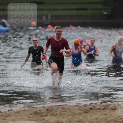 13.09.2026 - Stadtparktriathlon Mo-Foto http://msf.ph/oto/10253693 13.09.2026 10:12:09 Schwimmen 364, 368, 378, 412, 421 meine-sportfotos.de